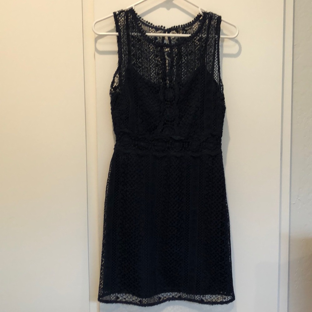 Navy dress perfect for wedding season.